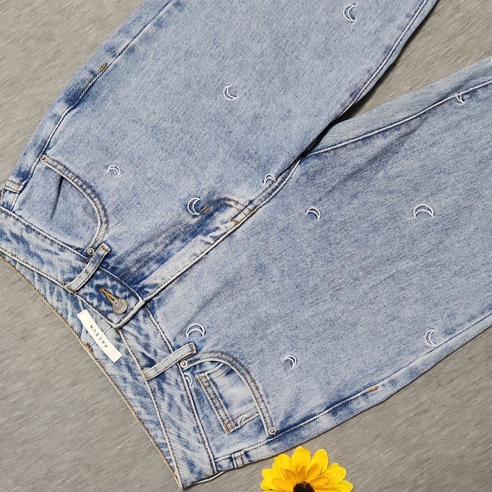 PACSUN Embroidered Half-Moon High Rise Relaxed Baggy Tapered Leg "Mom" Jeans
